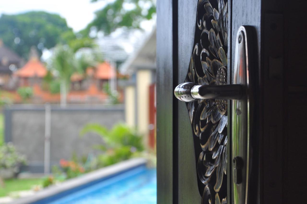 The Gradina Canggu Luaran gambar